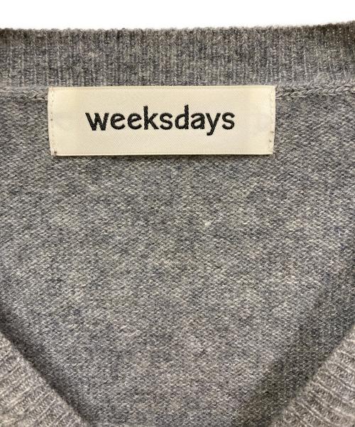 weeksdays（ウィークスデイズ）weeksdays (ウィークスデイズ) 丸首のカシミアセーター グレー サイズ:SIZE Sの古着・服飾アイテム