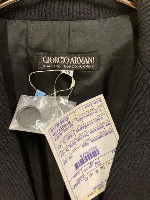 GIORGIO ARMANI（ジョルジョアルマーニ）GIORGIO ARMANI (ジョルジョアルマーニ) テーラードジャケット ブラック サイズ:SIZE 42の古着・服飾アイテム