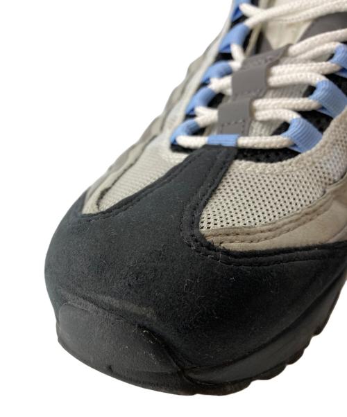 NIKE（ナイキ）NIKE (ナイキ) スニーカー グレー サイズ:SIZE 26cmの古着・服飾アイテム