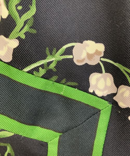 MUVEIL（ミュベール）MUVEIL (ミュベール) ドットスズランプリントスカート ネイビー サイズ:38の古着・服飾アイテム