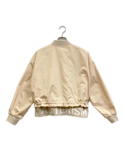 Mia asterism（ミーアアステリズム）Mia asterism (ミーアアステリズム) 裾リブロゴスタジャン ベージュ サイズ:38の古着・服飾アイテム