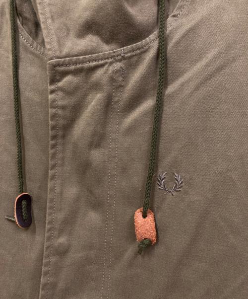 FRED PERRY（フレッドペリー）FRED PERRY (フレッドペリー) ライナー付モッズコート カーキ サイズ:Sの古着・服飾アイテム
