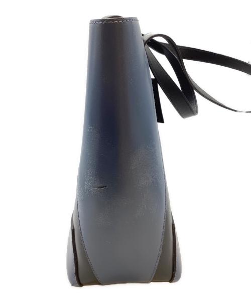 MARNI（マルニ）MARNI (マルニ) バッグ ネイビーの古着・服飾アイテム