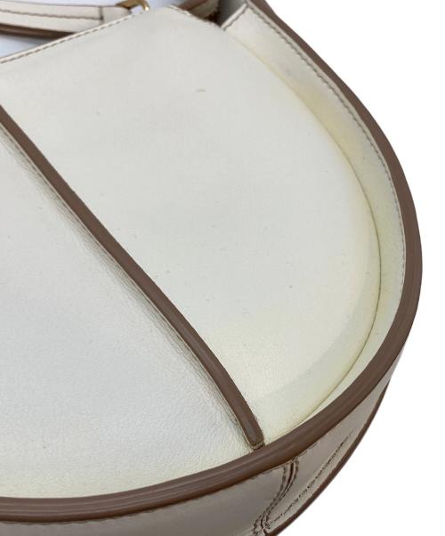 TOD'S（トッズ）TOD'S (トッズ) Tタイムレスハーフムーンハンドバッグ ホワイトの古着・服飾アイテム