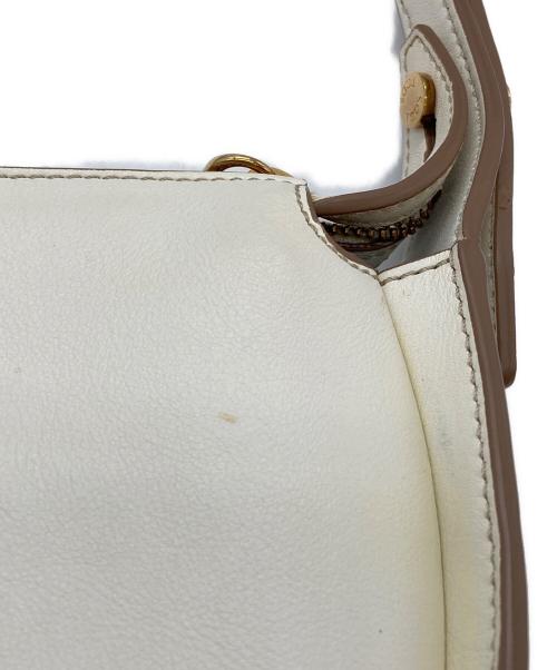 TOD'S（トッズ）TOD'S (トッズ) Tタイムレスハーフムーンハンドバッグ ホワイトの古着・服飾アイテム