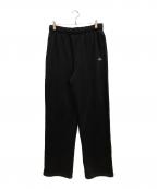 alo yogaアローヨガ）の古着「アコレード ストレートレッグスウェットパンツ」｜ブラック