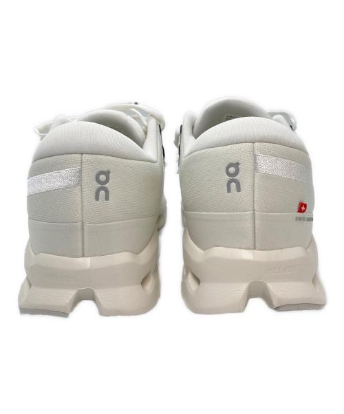 on（オン）On (オン) Cloudsurfer 2 ホワイト サイズ:28cmの古着・服飾アイテム
