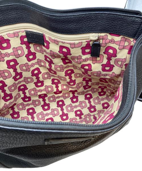 GUCCI（グッチ）GUCCI (グッチ) レザーショルダーバッグ ブラックの古着・服飾アイテム