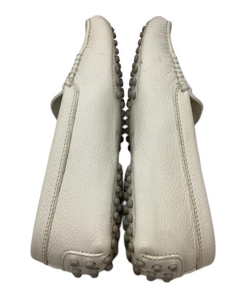 TOD'S（トッズ）TOD'S (トッズ) ローファー ホワイト サイズ:34 2/1の古着・服飾アイテム