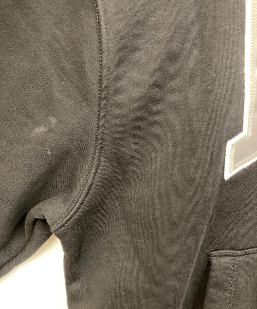 GAP（ギャップ）GAP (ギャップ) PALACE (パレス) プルオーバーパーカー ブラック サイズ:Mの古着・服飾アイテム