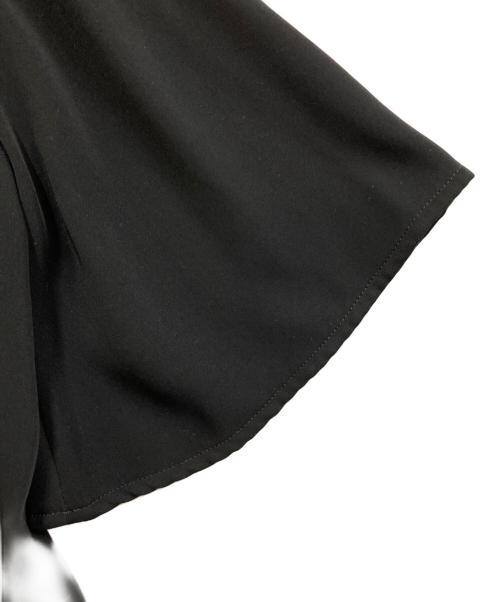 MM6 Maison Margiela（エムエムシックスメゾンマルジェラ）MM6 Maison Margiela (エムエムシックスメゾンマルジェラ) アシンメトリートップス ブラック サイズ:40の古着・服飾アイテム