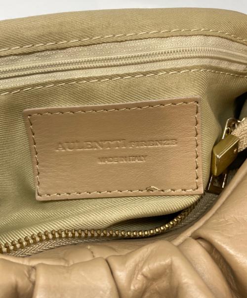 AULENTTI（オウレンティ）AULENTTI (オウレンティ) ハンドバッグ ベージュの古着・服飾アイテム