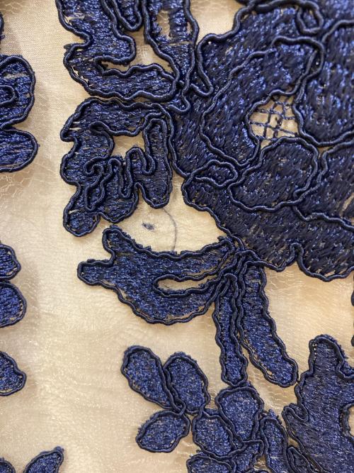 Diagram（ダイアグラム）Diagram (ダイアグラム) コードチュール刺繍タイトワンピース ベージュ サイズ:SIZE S (34)の古着・服飾アイテム