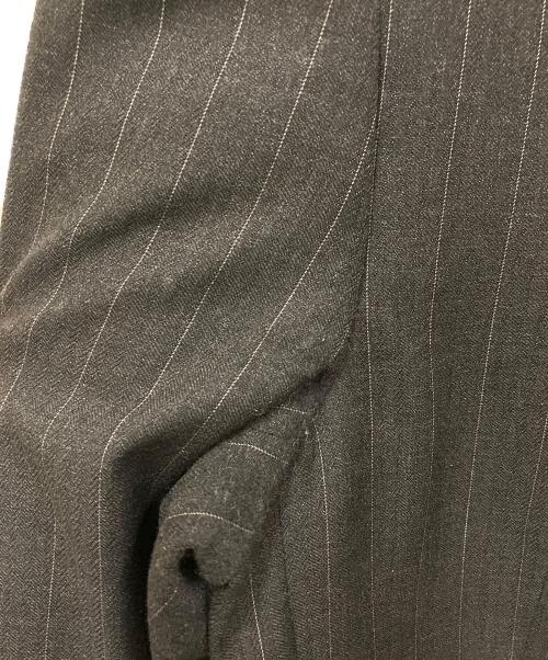 VERSACE CLASSIC（ヴェルサーチクラシック）VERSACE CLASSIC (ヴェルサーチクラシック) テーラードジャケット グレー サイズ:-の古着・服飾アイテム