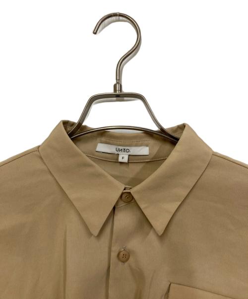 UN3D.（アンスリード）UN3D. (アンスリード) ショートギャザーシャツブルゾン ベージュ サイズ:Freeの古着・服飾アイテム