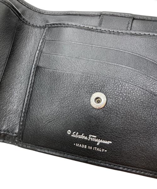 Salvatore Ferragamo（サルヴァトーレ フェラガモ）Salvatore Ferragamo (サルヴァトーレ フェラガモ) ショルダーウォレット ブラックの古着・服飾アイテム