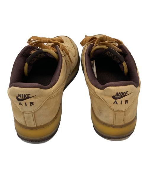 NIKE（ナイキ）NIKE (ナイキ) ローカットスニーカー ブラウン サイズ:26.5の古着・服飾アイテム