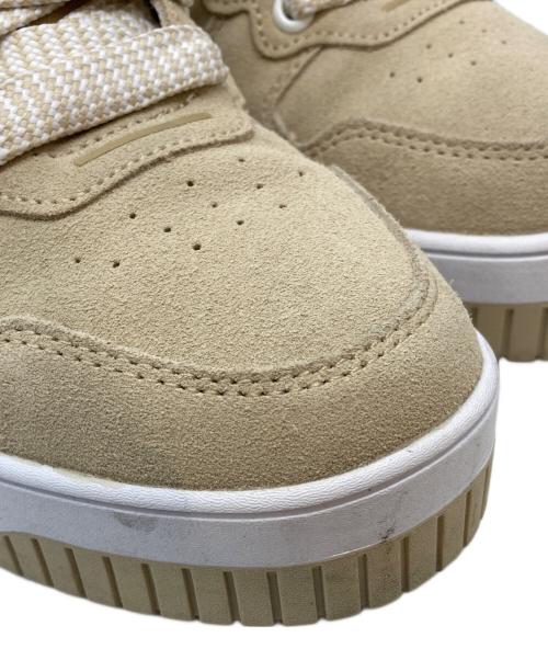 PUMA（プーマ）PUMA (プーマ) CARINA STREET THICK ベージュ サイズ:SIZE 24.5cmの古着・服飾アイテム