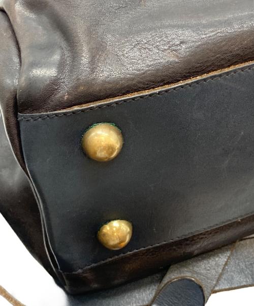 IL BISONTE（イル ビゾンテ）IL BISONTE (イル ビゾンテ) ショルダーバッグ ブラックの古着・服飾アイテム