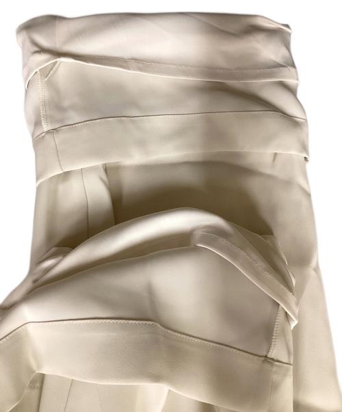 UN3D.（アンスリード）UN3D. (アンスリード) カーブラインオールインワン ベージュ サイズ:SIZE 38の古着・服飾アイテム