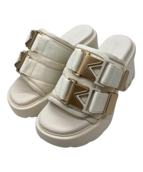 BOTTEGA VENETA（ボッテガベネタ）BOTTEGA VENETA (ボッテガベネタ) フラッシュダブルベルトヒールサンダル ベージュ サイズ:35の古着・服飾アイテム