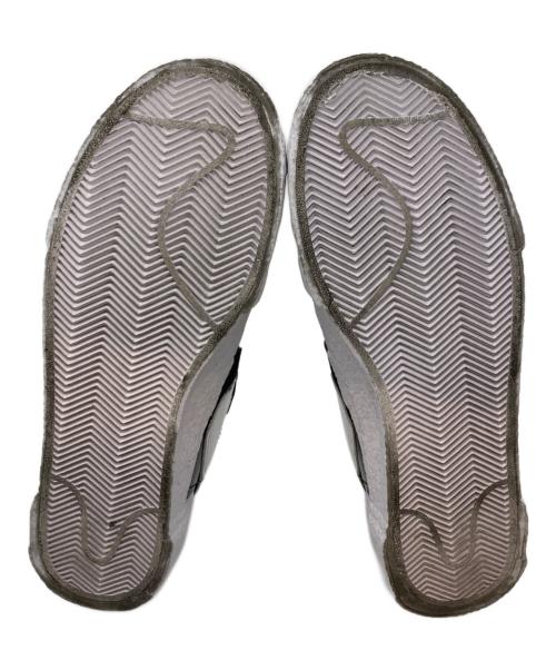 NIKE（ナイキ）NIKE (ナイキ) sacai (サカイ) BLAZER LOW ホワイト×ブラック サイズ:27.5の古着・服飾アイテム