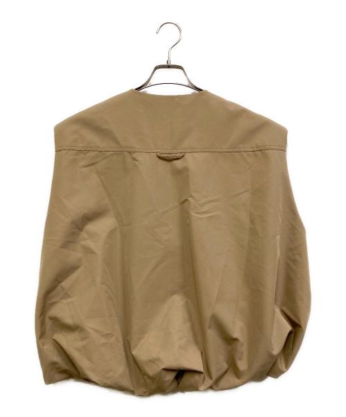 ZARA（ザラ）ZARA (ザラ) オーバーサイズボリュームベスト ベージュ サイズ:SIZE MLの古着・服飾アイテム