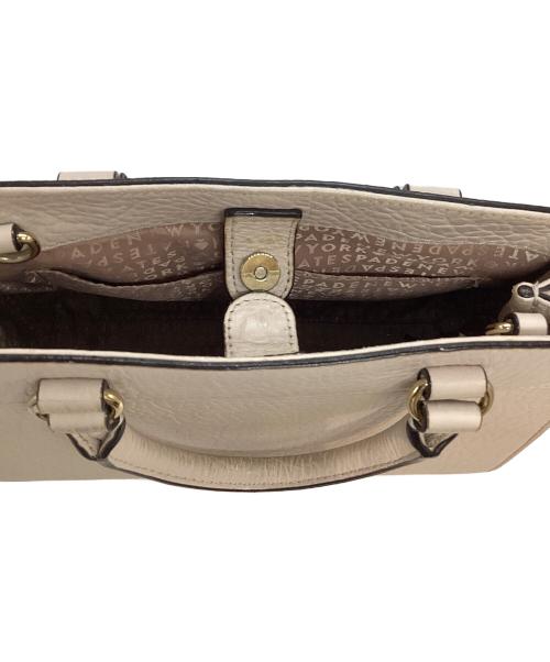 Kate Spade（ケイトスペード）Kate Spade (ケイトスペード) ロミーペリレーンショルダーバッグ ベージュの古着・服飾アイテム