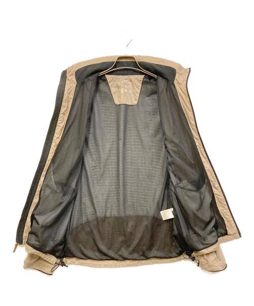 RLX RALPH LAUREN（アールエルエックスラルフローレン）RLX RALPH LAUREN (アールエルエックスラルフローレン) ナイロンジャケット ベージュ サイズ:Sの古着・服飾アイテム