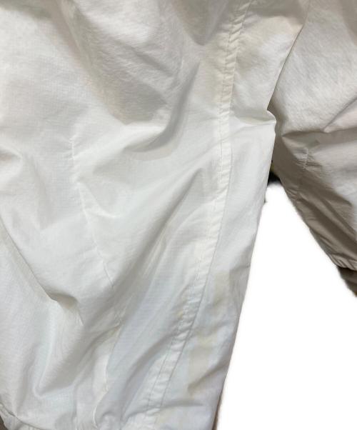 TIGHTBOOTH PRODUCTION（タイトブースプロダクション）TIGHTBOOTH PRODUCTION (タイトブースプロダクション) KILLER BONG (キラーボング) TBKB BALLOONCARGO PANTS ホワイト サイズ:Lの古着・服飾アイテム