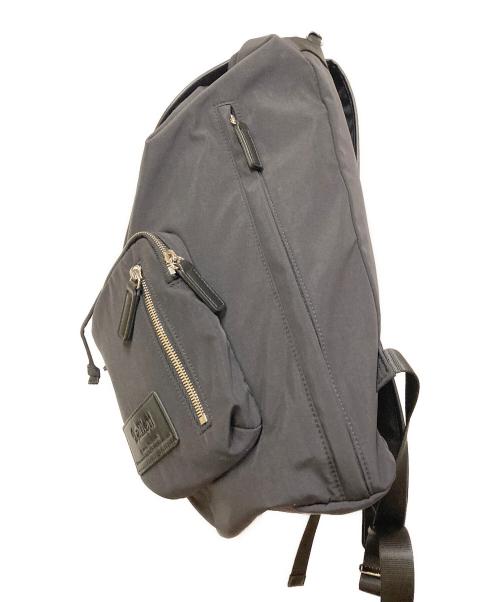 fallett（ファレット）fallett (ファレット) Clasp Backpack ブラック 未使用品の古着・服飾アイテム