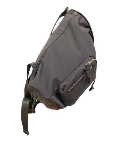 fallett（ファレット）fallett (ファレット) Clasp Backpack ブラック 未使用品の古着・服飾アイテム