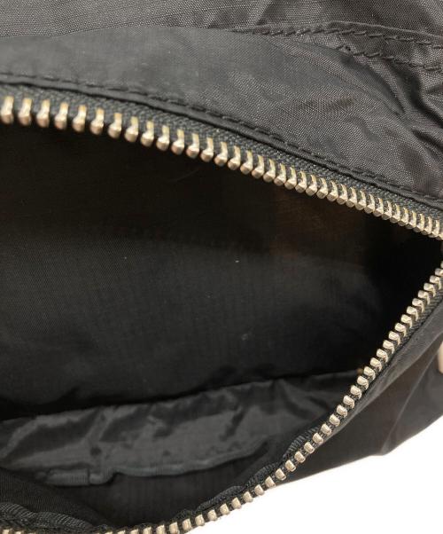 A.P.C.（アーペーセー）A.P.C. (アーペーセー) Ultralight Waist Bag ブラックの古着・服飾アイテム