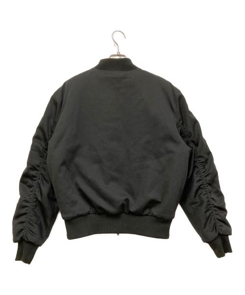 adidas（アディダス）adidas (アディダス) ブラック パッド MA-1 ボンバー ジャケット ブラック サイズ:SIZE Mの古着・服飾アイテム