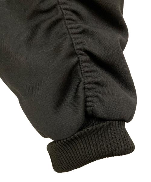 adidas（アディダス）adidas (アディダス) ブラック パッド MA-1 ボンバー ジャケット ブラック サイズ:SIZE Mの古着・服飾アイテム