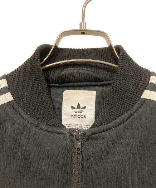 adidas（アディダス）adidas (アディダス) ブラック パッド MA-1 ボンバー ジャケット ブラック サイズ:SIZE Mの古着・服飾アイテム