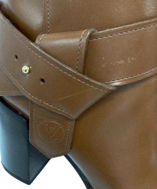 LOUIS VUITTON（ルイ ヴィトン）LOUIS VUITTON (ルイ ヴィトン) バックルロゴブーツ ブラウン サイズ:SIZE 361/2の古着・服飾アイテム