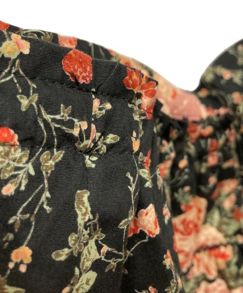 WONDERFUL WORLD（ワンダフルワールド）WONDERFUL WORLD (ワンダフルワールド) 花柄パッチワークスカート ブラック サイズ:表記なしの古着・服飾アイテム