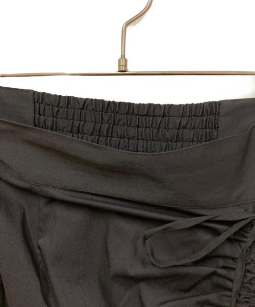 SLY（スライ）SLY (スライ) アシンメトリーヘムギャザースカート ブラック サイズ:SIZE 2の古着・服飾アイテム