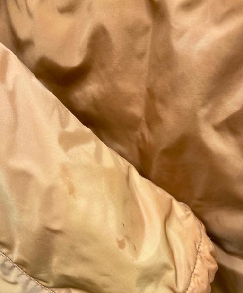 PRADA（プラダ）PRADA (プラダ) ダウンジャケット カーキ×ベージュ サイズ:-の古着・服飾アイテム