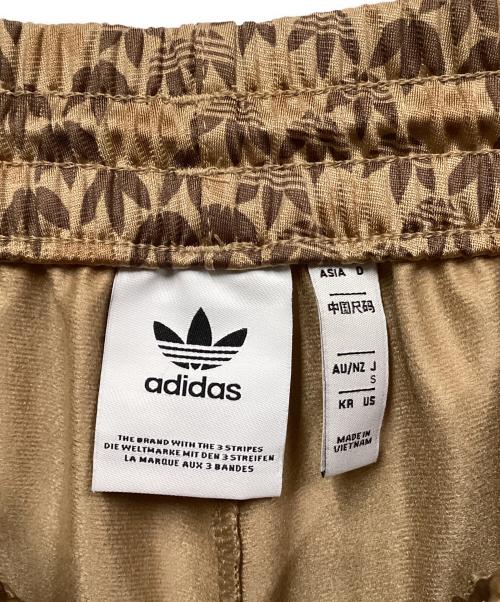 adidas Originals（アディダスオリジナル）adidas originals (アディダスオリジナル) ファイヤーバードクラシックモノトラックパンツ ベージュ サイズ:SIZE Sの古着・服飾アイテム