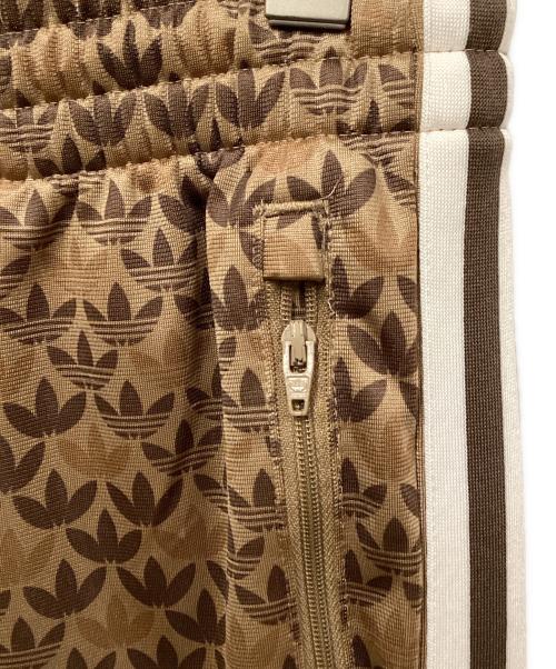 adidas Originals（アディダスオリジナル）adidas originals (アディダスオリジナル) ファイヤーバードクラシックモノトラックパンツ ベージュ サイズ:SIZE Sの古着・服飾アイテム