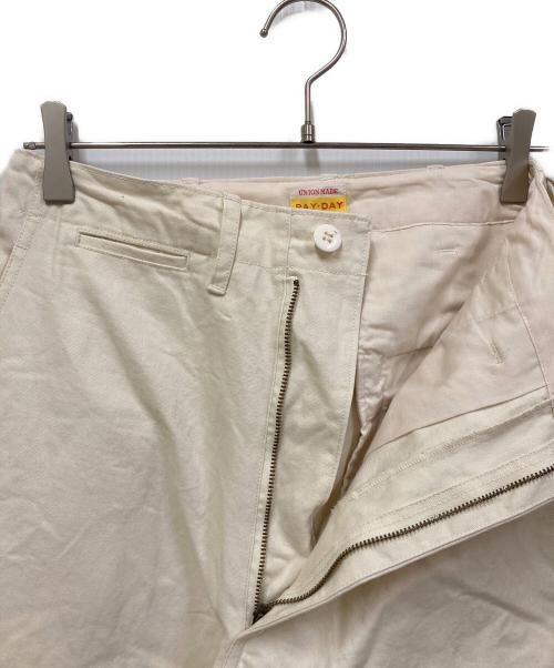 PAY DAY（ペイデイ）PAY DAY (ペイデイ) コットンパンツ アイボリー サイズ:SIZE 36の古着・服飾アイテム