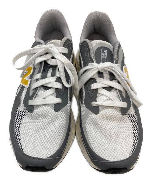 NEW BALANCE（ニューバランス）NEW BALANCE (ニューバランス) MARISTR4 ホワイト×グレー サイズ:SIZE 27.5cmの古着・服飾アイテム