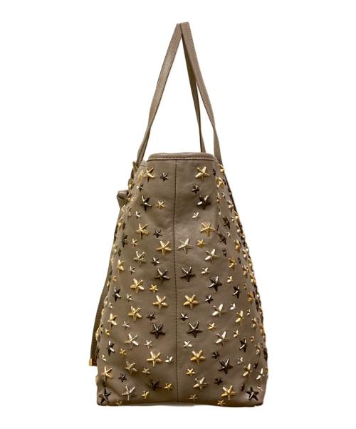 JIMMY CHOO（ジミーチュウ）JIMMY CHOO (ジミーチュウ) トートバッグ サシャ ベージュの古着・服飾アイテム