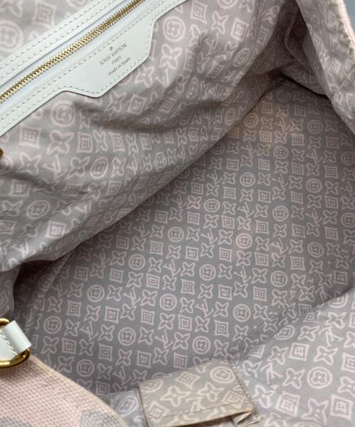 LOUIS VUITTON（ルイ ヴィトン）LOUIS VUITTON (ルイ ヴィトン) タイシエンヌPM ホワイト×ピンクの古着・服飾アイテム
