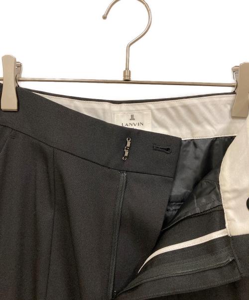 LANVIN en Bleu（ランバンオンブルー）LANVIN en Bleu (ランバンオンブルー) ウールツイルスリットフレアパンツ ブラック サイズ:SIZE 36の古着・服飾アイテム