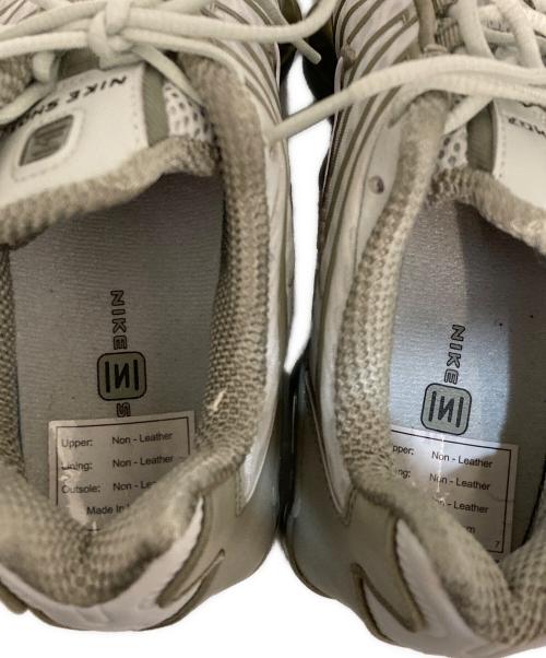 NIKE（ナイキ）NIKE (ナイキ) W SHOX TL オリーブ サイズ:SIZE 24cmの古着・服飾アイテム