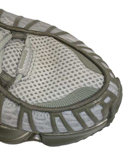 NIKE（ナイキ）NIKE (ナイキ) W SHOX TL オリーブ サイズ:SIZE 24cmの古着・服飾アイテム