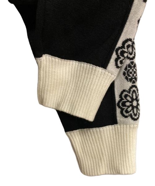 Super Beauty（スーパービューティ）Super Beauty (スーパービューティ) 花柄ビジュータートルネックニット ブラック サイズ:SIZE 42の古着・服飾アイテム